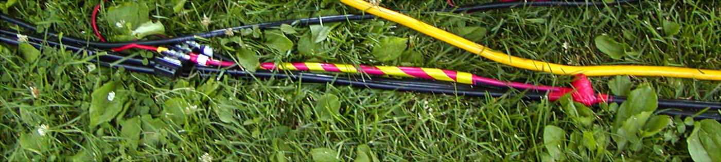 Close up of 12 Bus black and splice red/yellow stripes with junction block